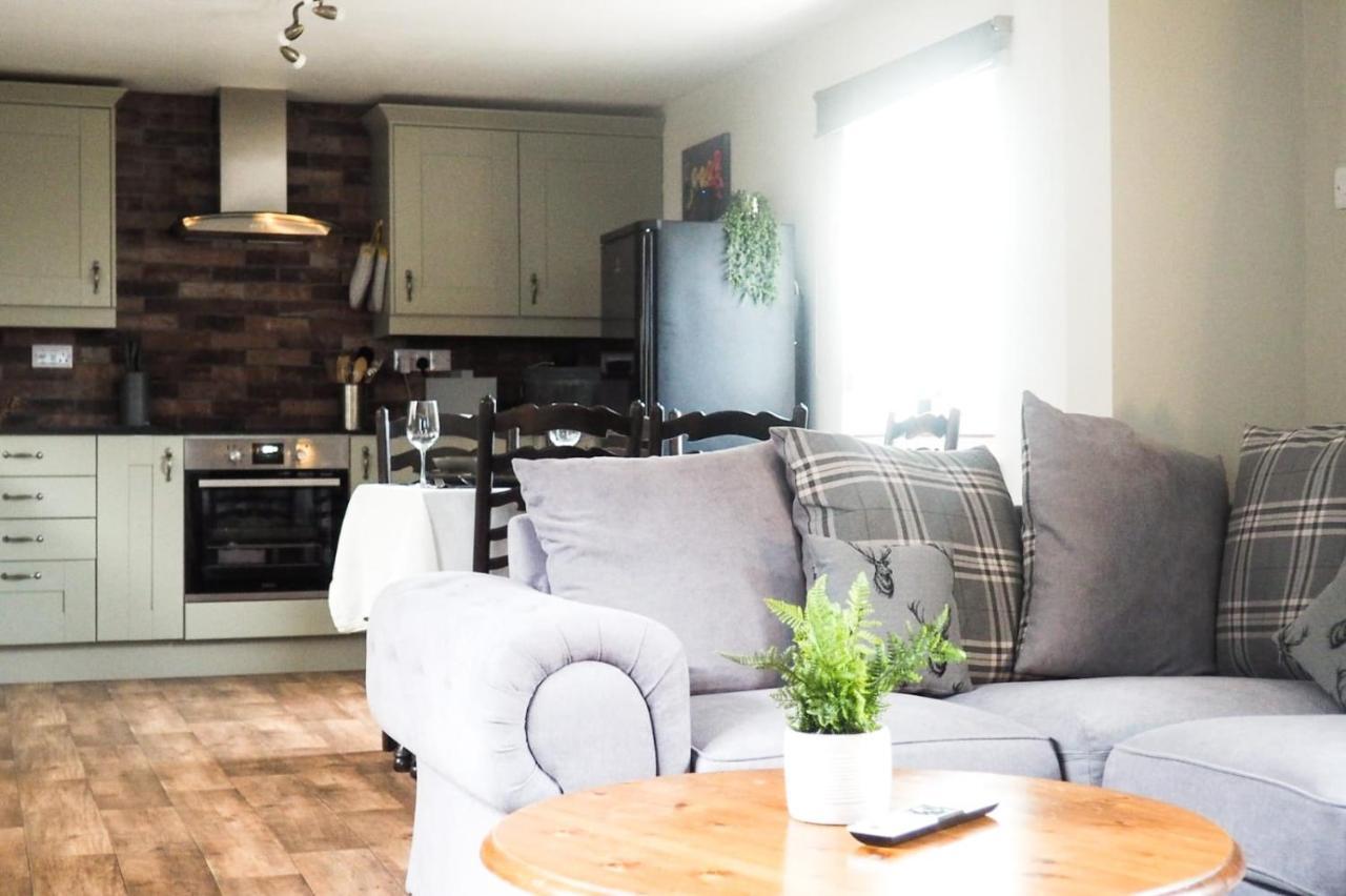 Large Cottage, Beach, Pubs Shops, Netflix, Bbq, Dog Friendly 亨曼比 外观 照片